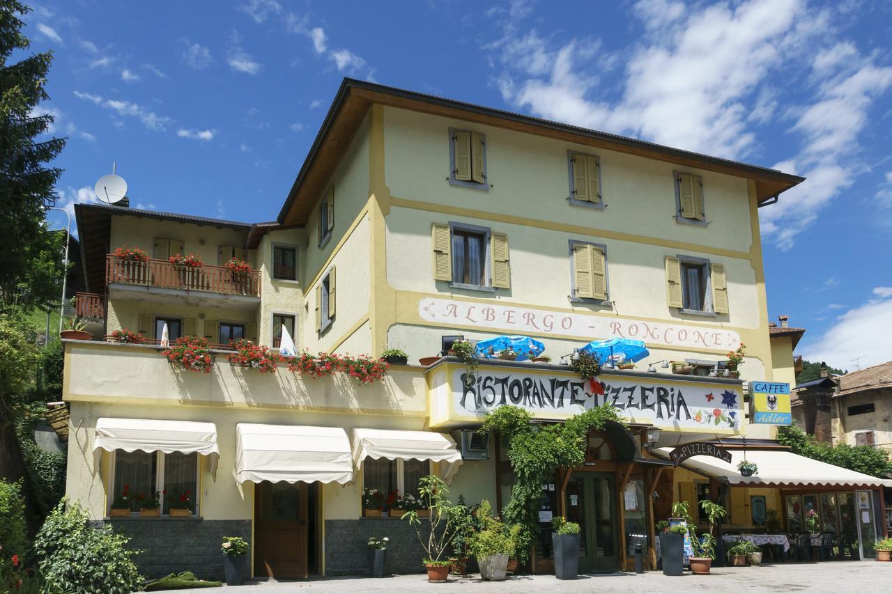 Albergo Roncone Exterior photo